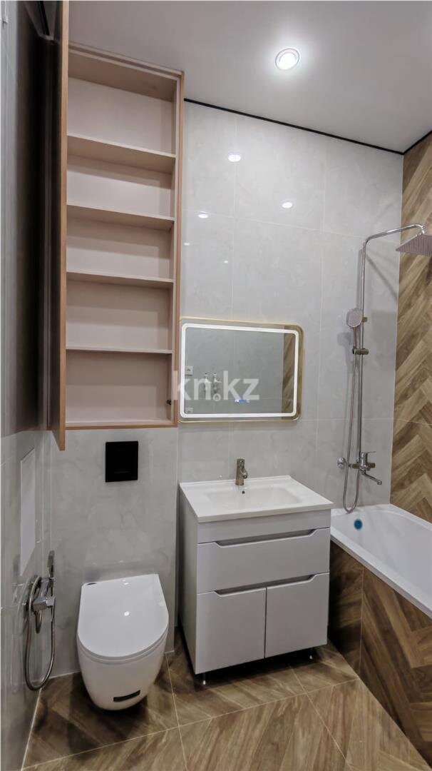 Продажа 2-комнатной квартиры, 52 м² в Караганде - фото 12