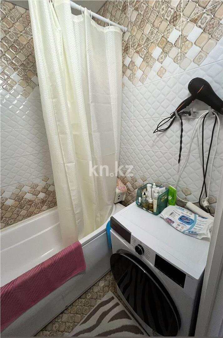Продажа 3-комнатной квартиры, 74 м² в Караганде - фото 11