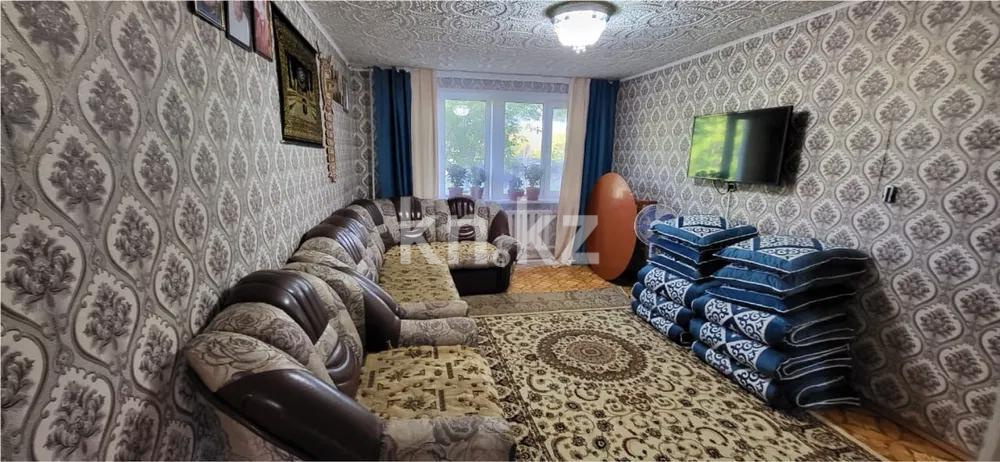 Продажа 4-комнатной квартиры, 65 м², ул. Московская, дом  3 в Шахтинске