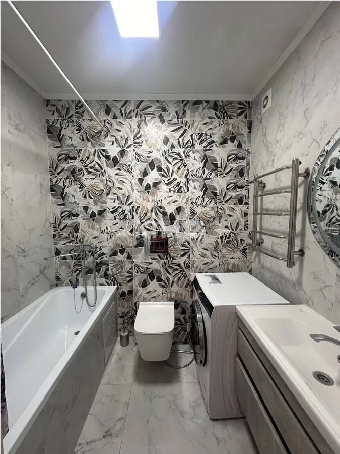 Продажа 2-комнатной квартиры, 52 м², ул. Толе би, дом  285/8 в Алматы - фото 4