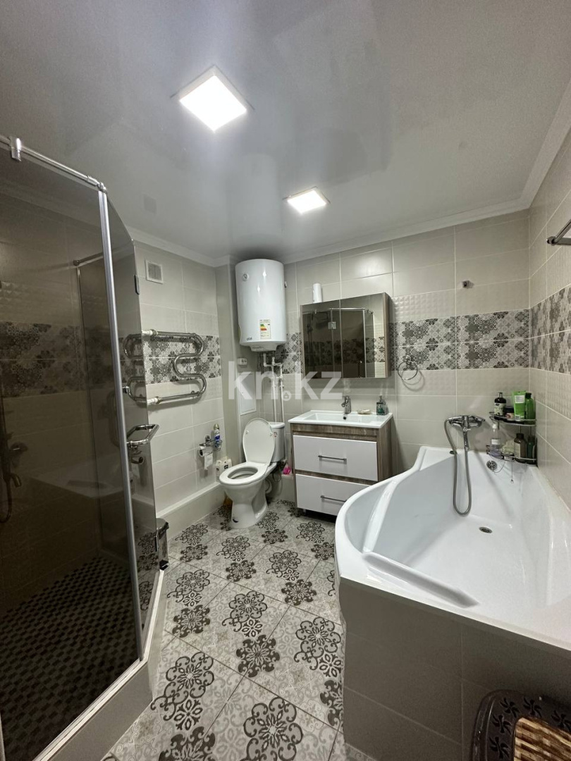 Продажа 4-комнатной квартиры, 120 м² в Караганде - фото 6