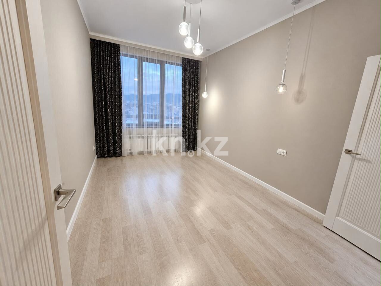 Продажа 2-комнатной квартиры, 54.5 м² в Алматы - фото 4