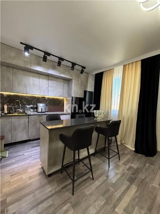 Продажа 3-комнатной квартиры, 83 м², ул. Толе би, дом  273/6 в Алматы - фото 4