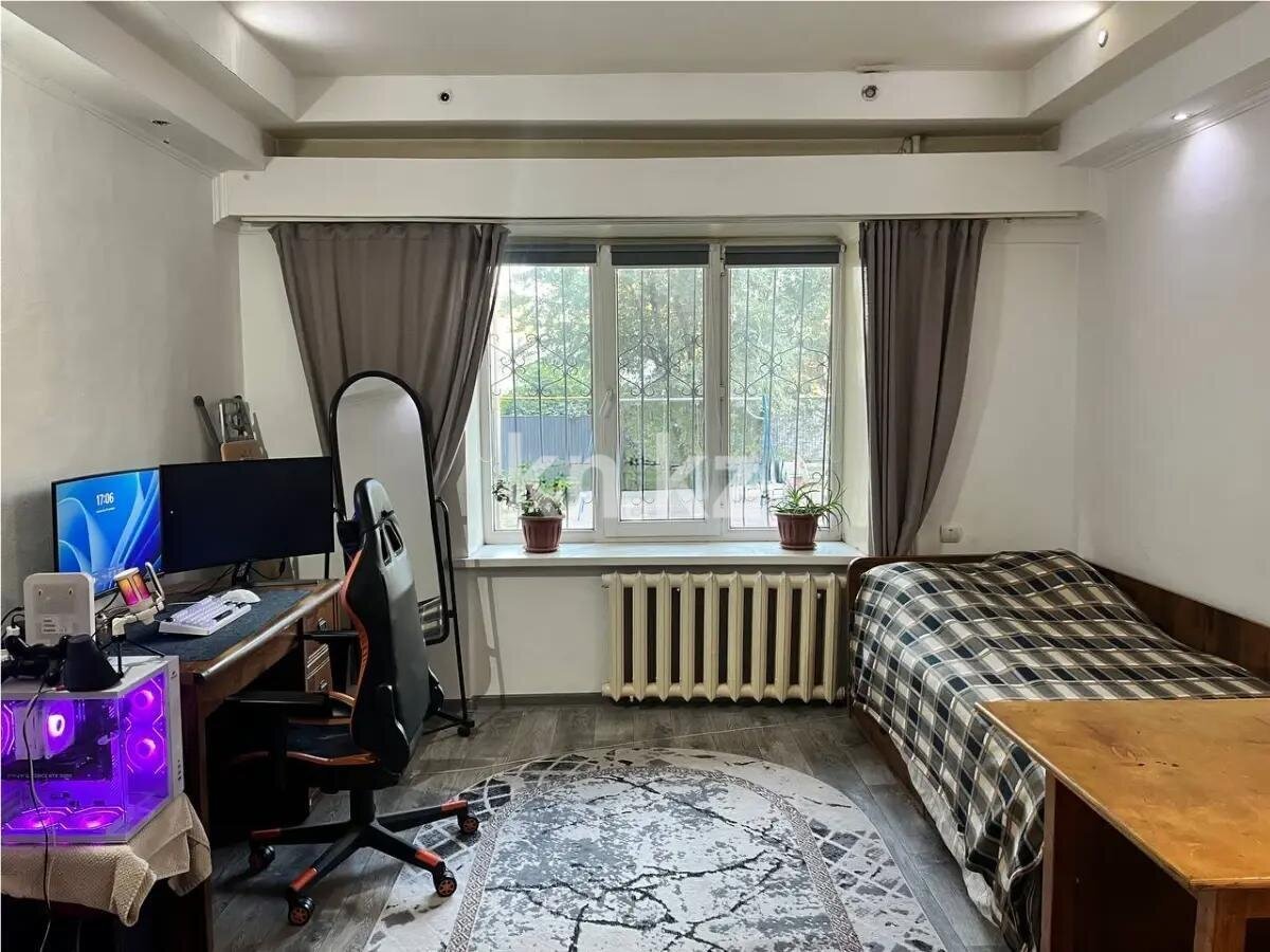 Продажа 1-комнатной квартиры, 35 м² в Алматы