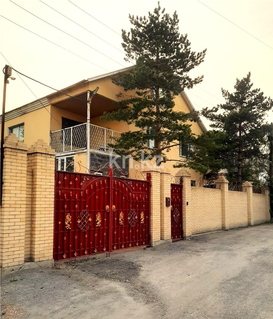 Продажа 6-комнатного дома, 200.7 м² в Караганде