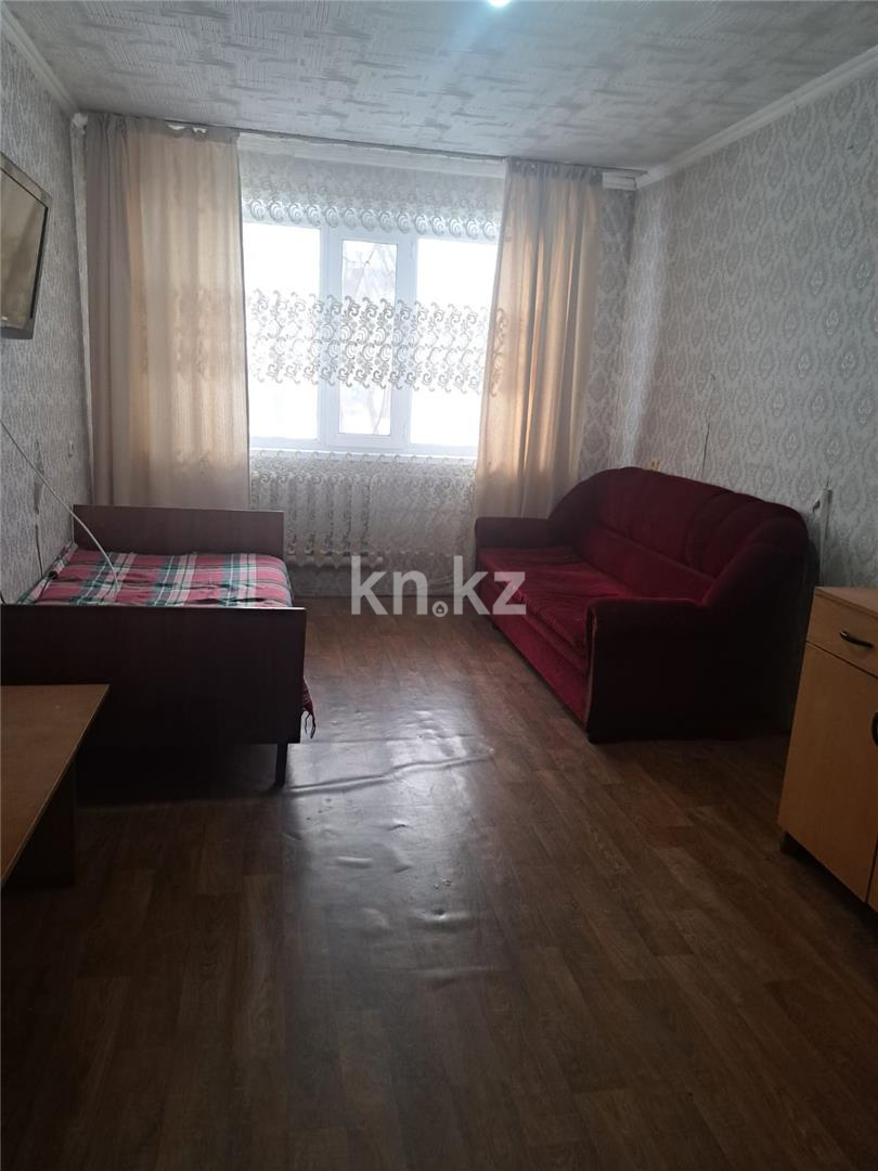 Продажа 2-комнатной квартиры, 44 м², мкр-н 19 в Караганде - фото 2