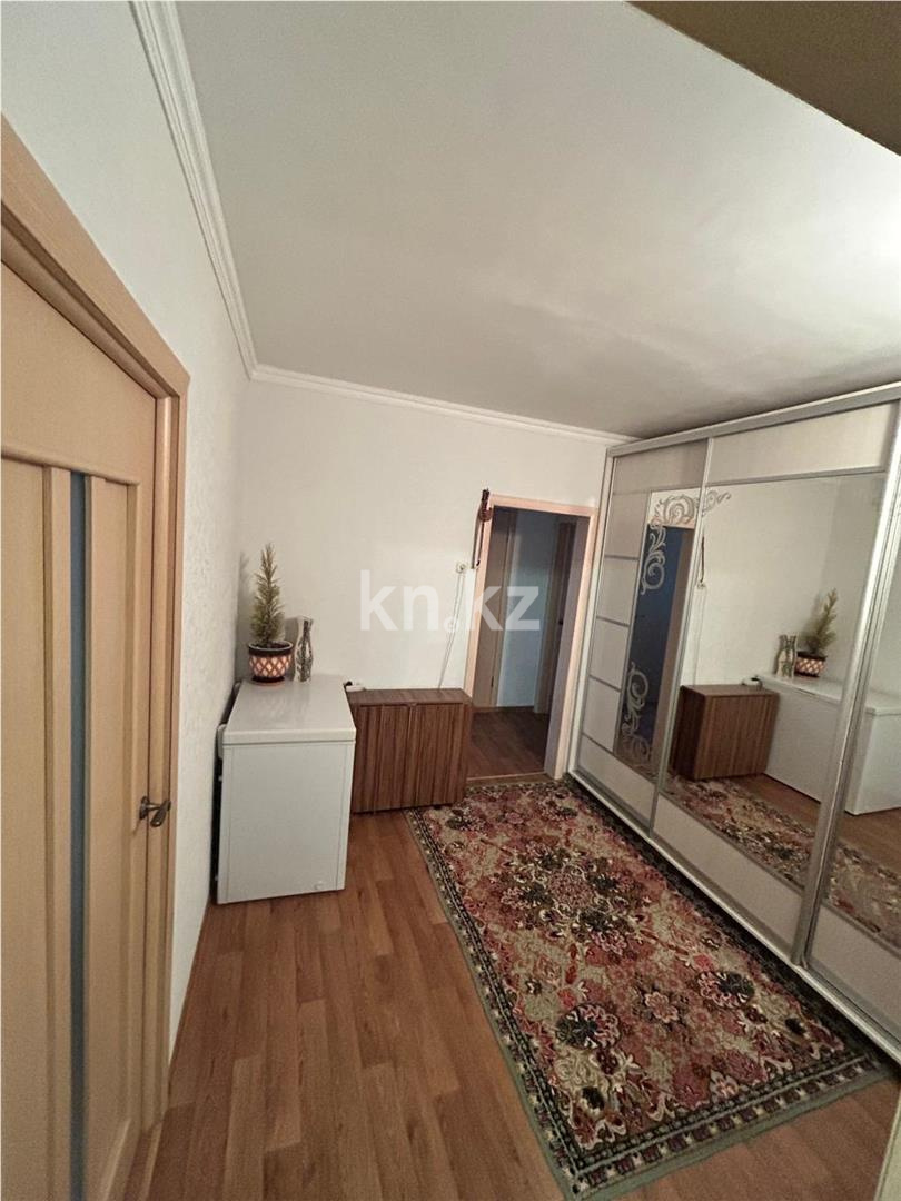 Продажа 3-комнатной квартиры, 65 м², пр. Строителей в Караганде - фото 9