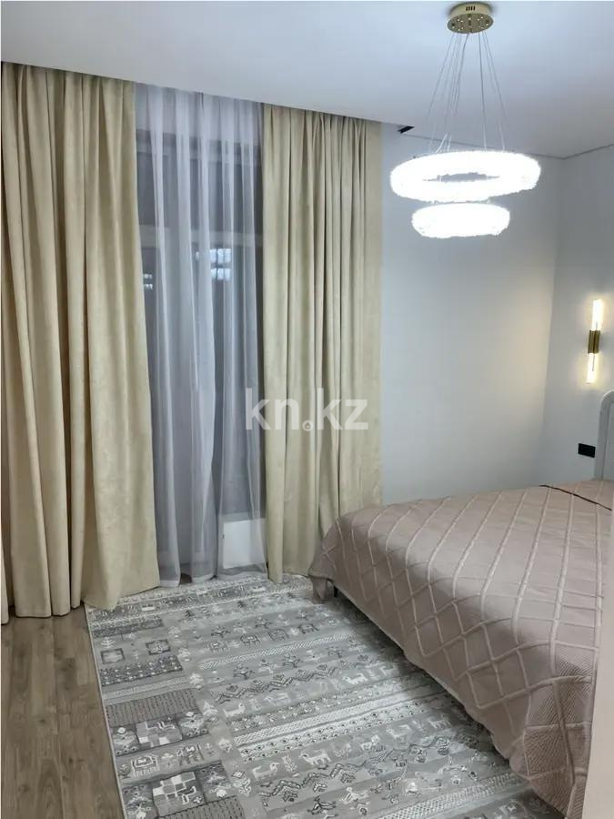 Продажа 3-комнатной квартиры, 106 м², ул. Акмешит, дом  1 в Астане - фото 2