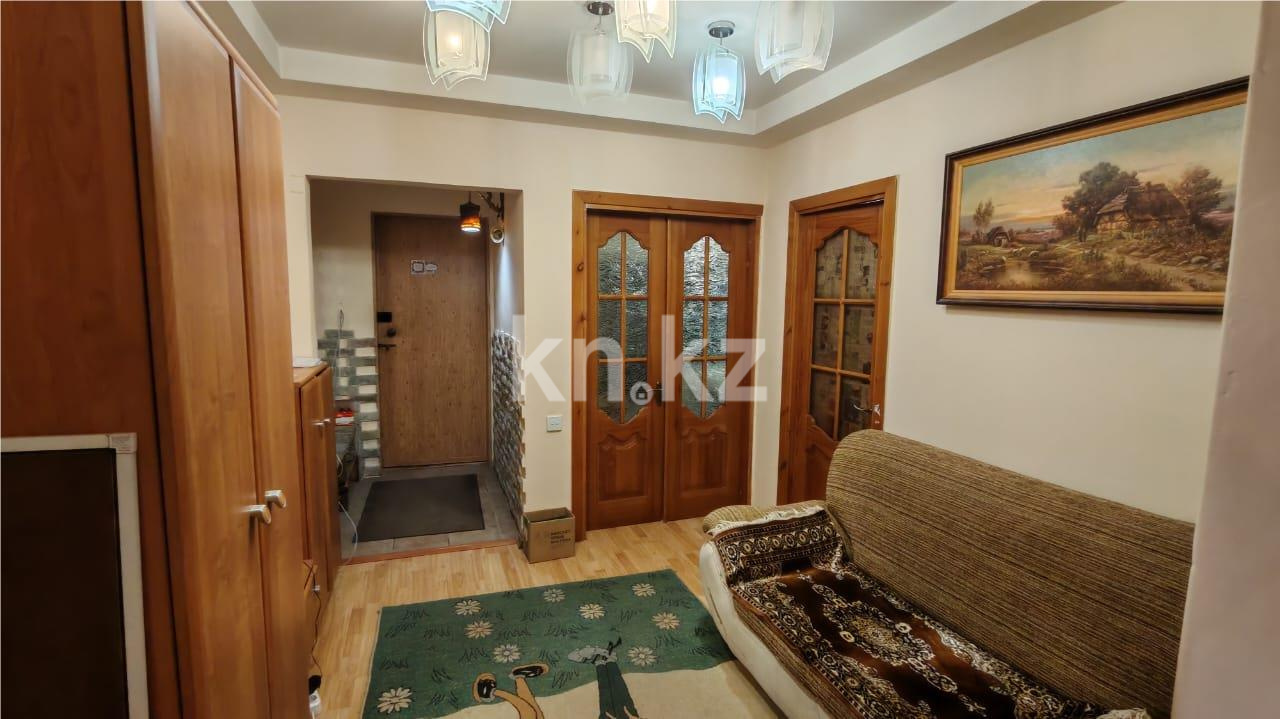 Продажа 4-комнатной квартиры, 75 м², мкр-н Степной-4 в Караганде - фото 17