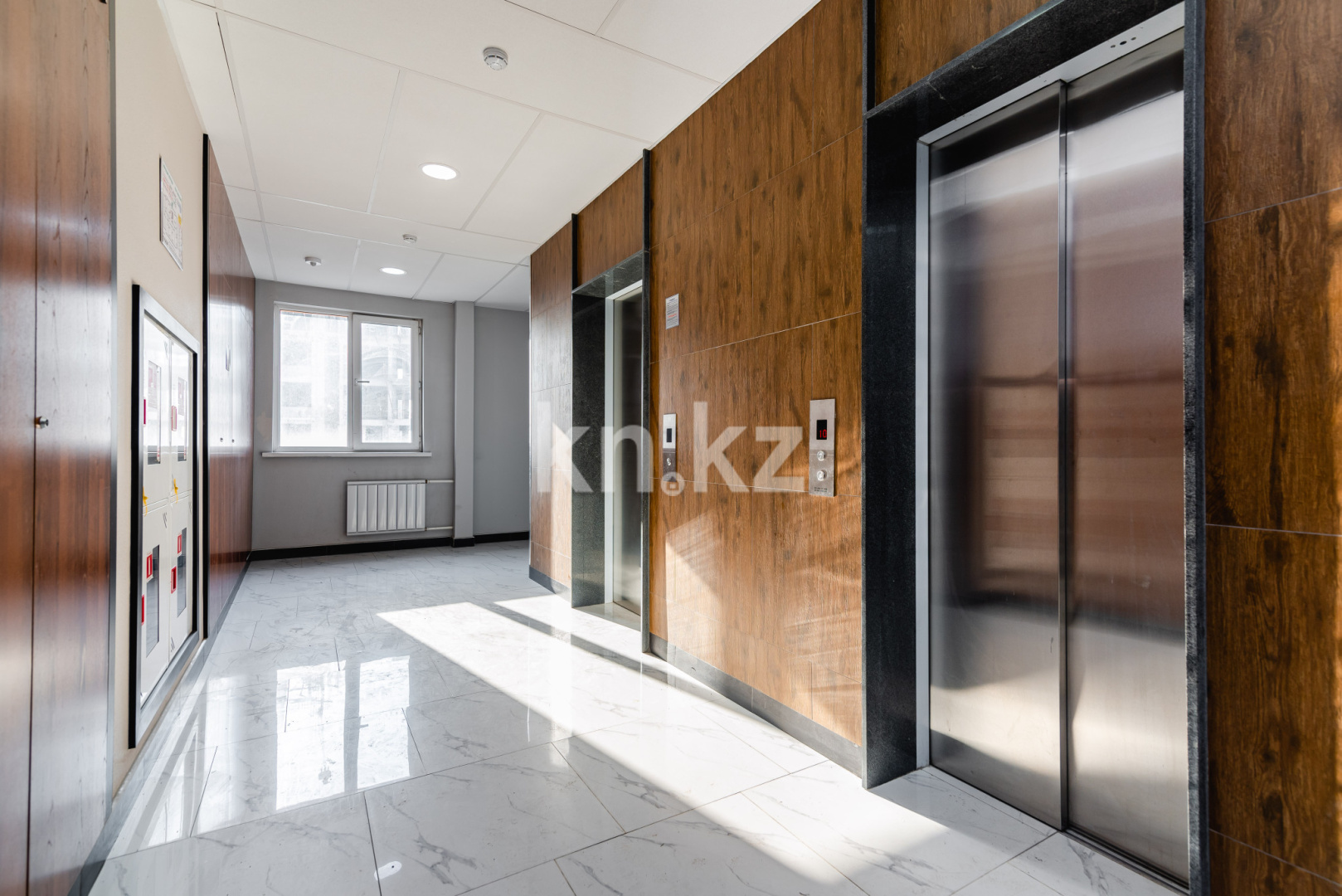 Аренда 1-комнатной квартиры посуточно, 47 м² в Алматы - фото 16