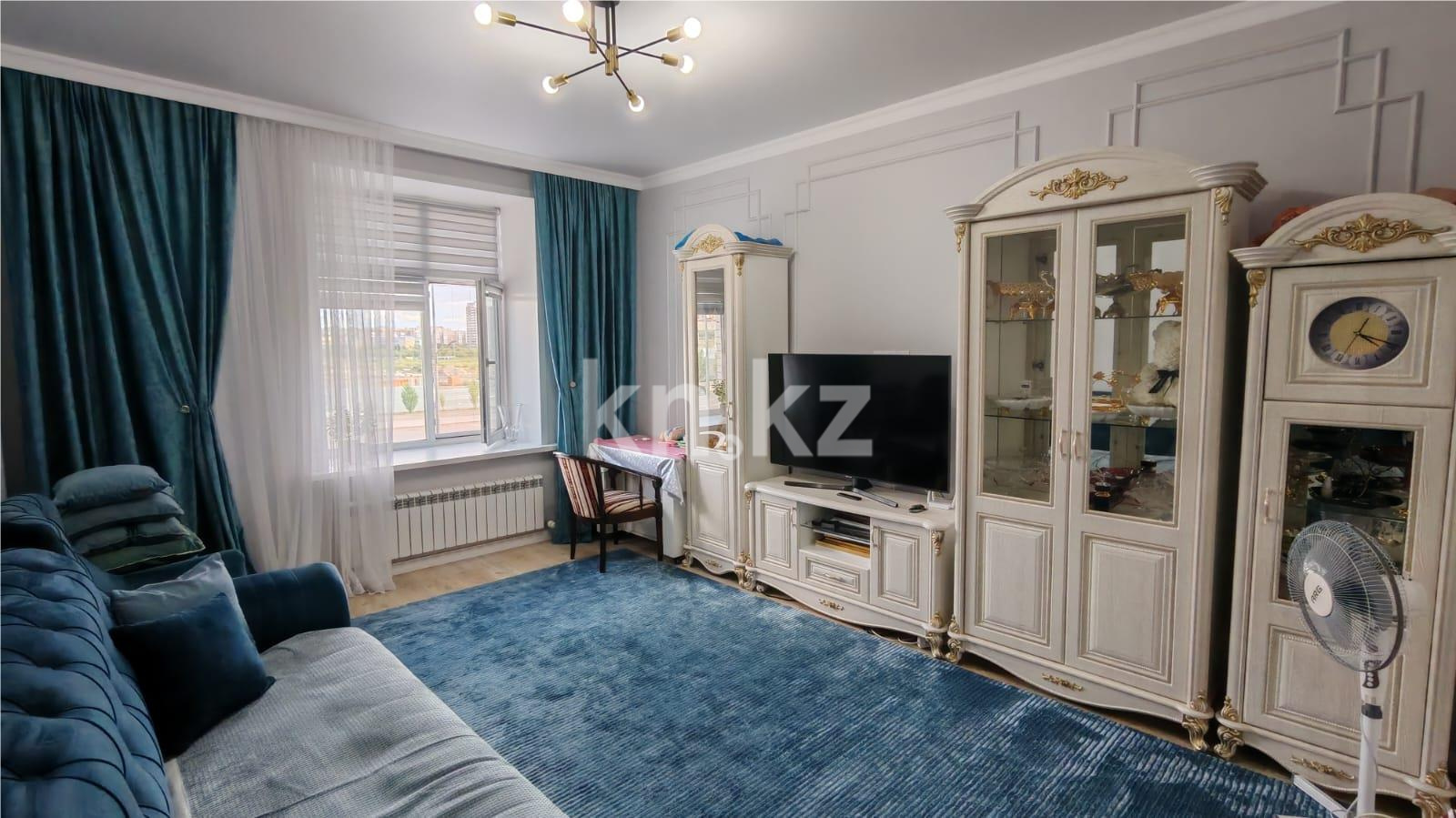 Продажа 2-комнатной квартиры, 68 м² в Караганде