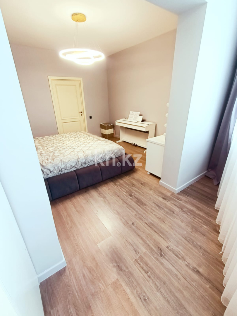 Продажа 4-комнатной квартиры, 129.4 м², ул. Кенесары хана в Алматы - фото 18