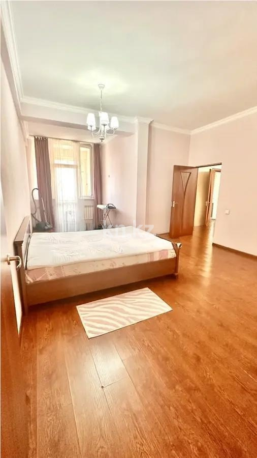 Продажа 2-комнатной квартиры, 90.2 м² в Алматы - фото 2