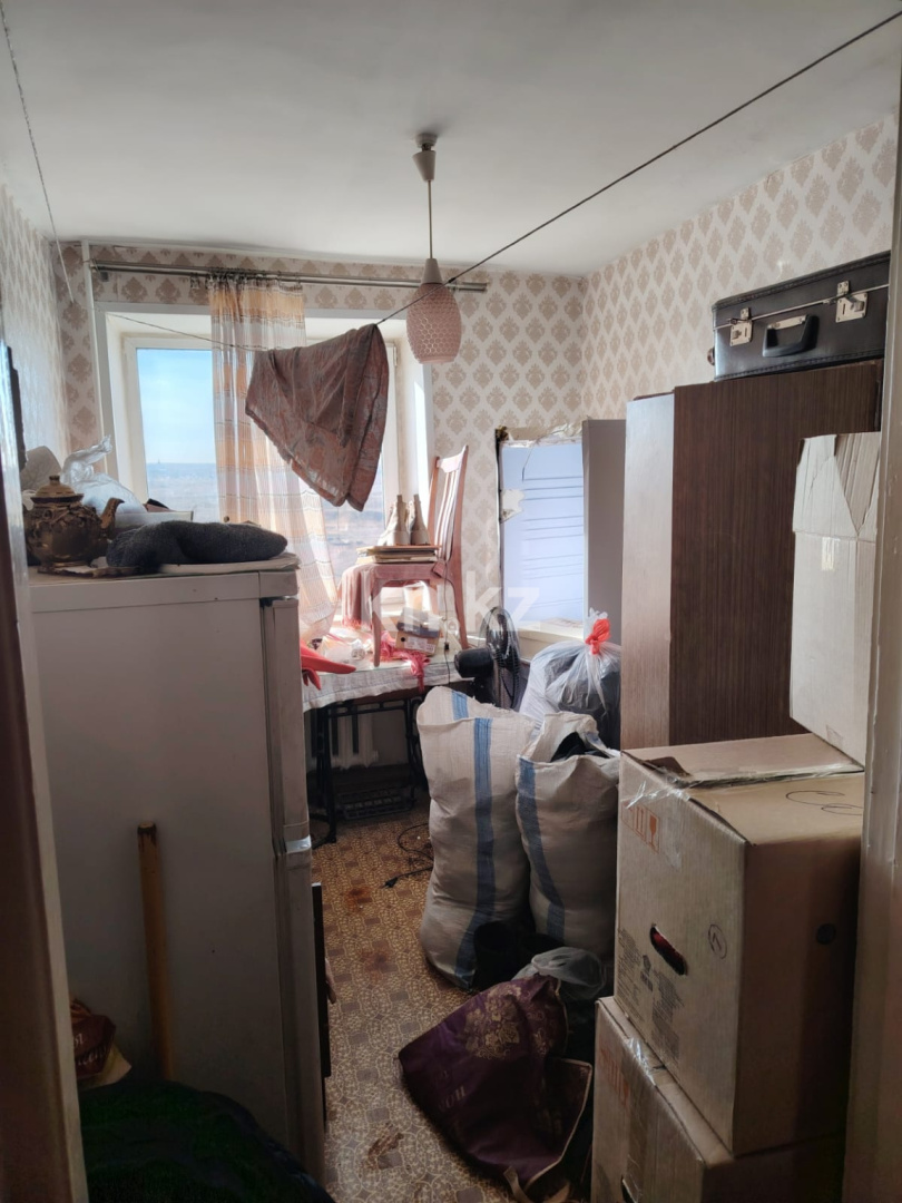 Продажа 4-комнатной квартиры, 61 м², мкр-н 21 в Караганде - фото 9