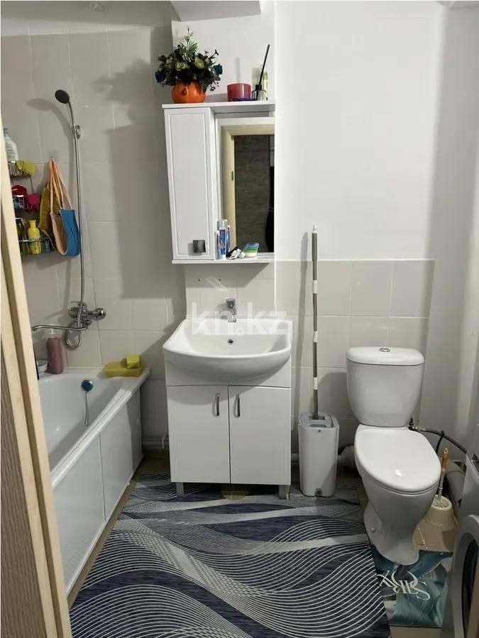 Продажа 2-комнатной квартиры, 55.2 м² в Алматы - фото 4