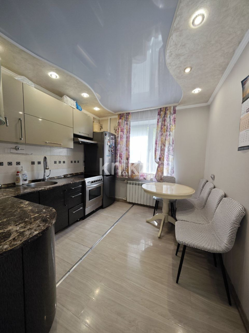 Продажа 3-комнатной квартиры, 64 м², мкр. Степной-2, дом  3 в Караганде - фото 12