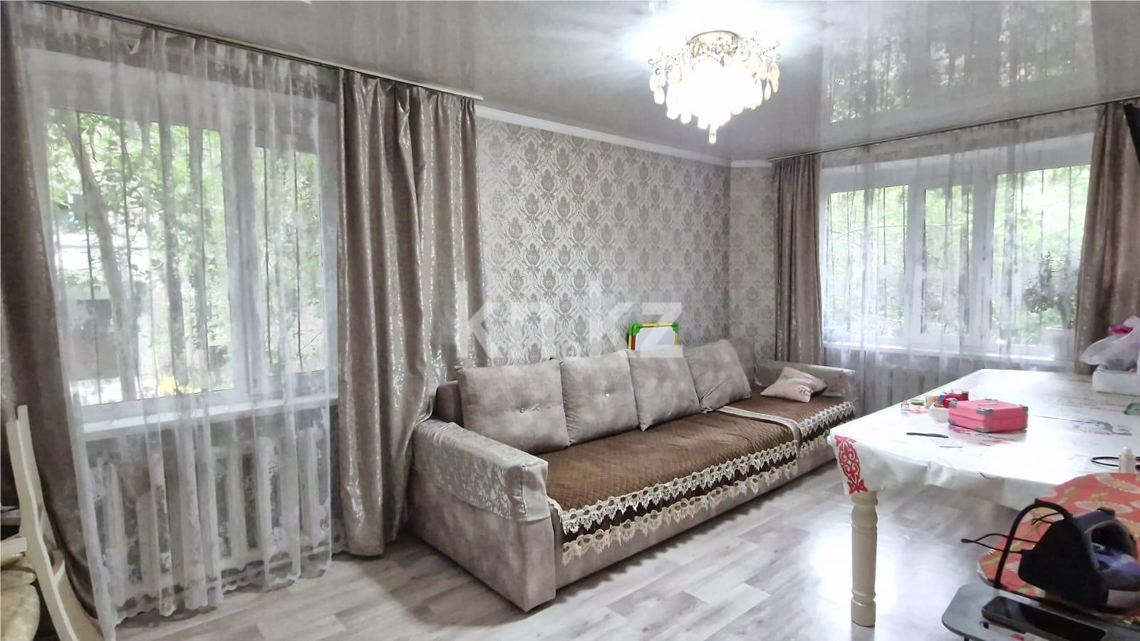Продажа 3-комнатной квартиры, 61 м² в Караганде