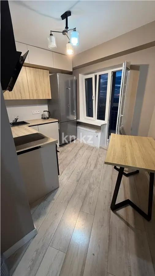 Продажа 2-комнатной квартиры, 64 м², ул. Момышулы, дом  26/2 в Караганде - фото 3