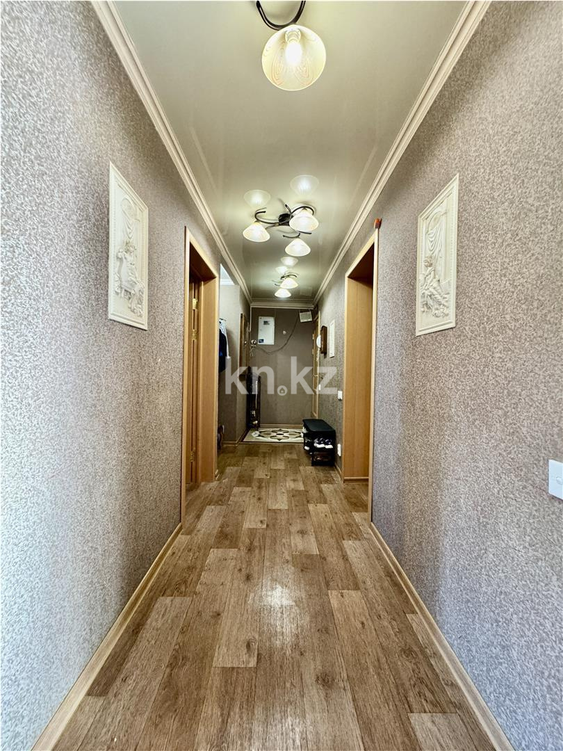 Продажа 3-комнатной квартиры, 93 м², ул. Гоголя, дом  46/3 в Караганде - фото 19