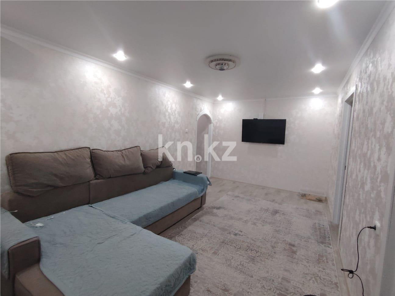 Продажа 4-комнатной квартиры, 62 м², ул. Язева в Караганде - фото 2