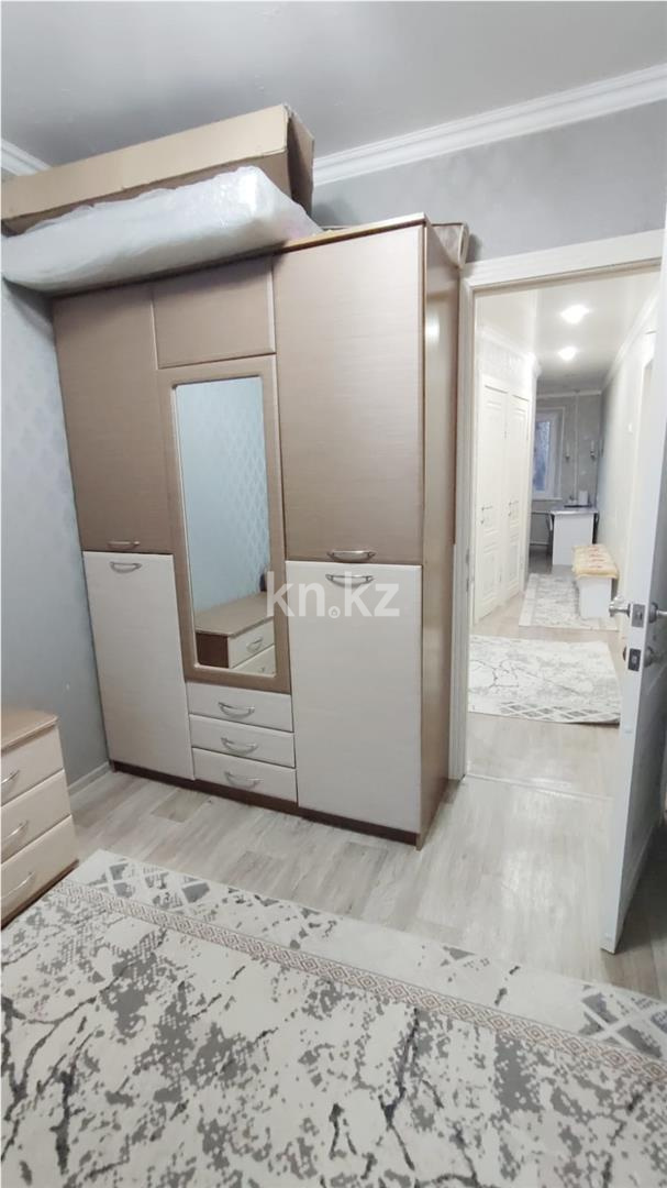 Продажа 3-комнатной квартиры, 63 м², мкр-н 14, дом  42 в Караганде - фото 5