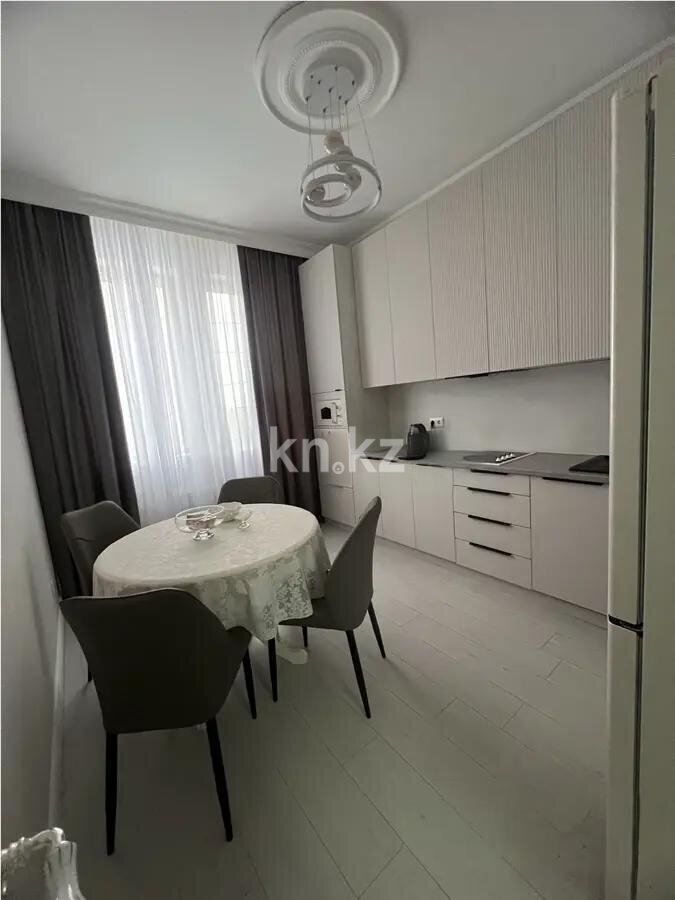 Продажа 2-комнатной квартиры, 65.8 м² в Астане - фото 3