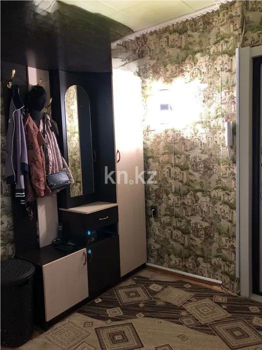 Продажа 3-комнатной квартиры, 62 м², ул. 4-й мик-н, дом  64 в Темиртау - фото 7