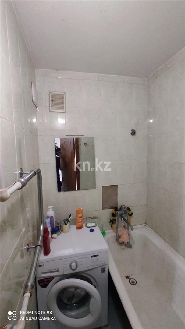 Продажа 3-комнатной квартиры, 52 м², ул. Серова в Караганде - фото 11