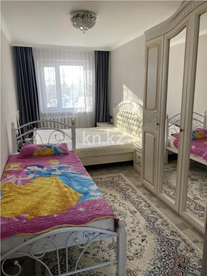 Продажа 2-комнатной квартиры, 49 м², 17 мкр., дом  36 в Караганде - фото 2