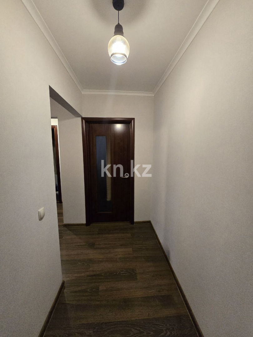 Продажа 4-комнатной квартиры, 80 м², ул. Жандосова в Алматы - фото 21