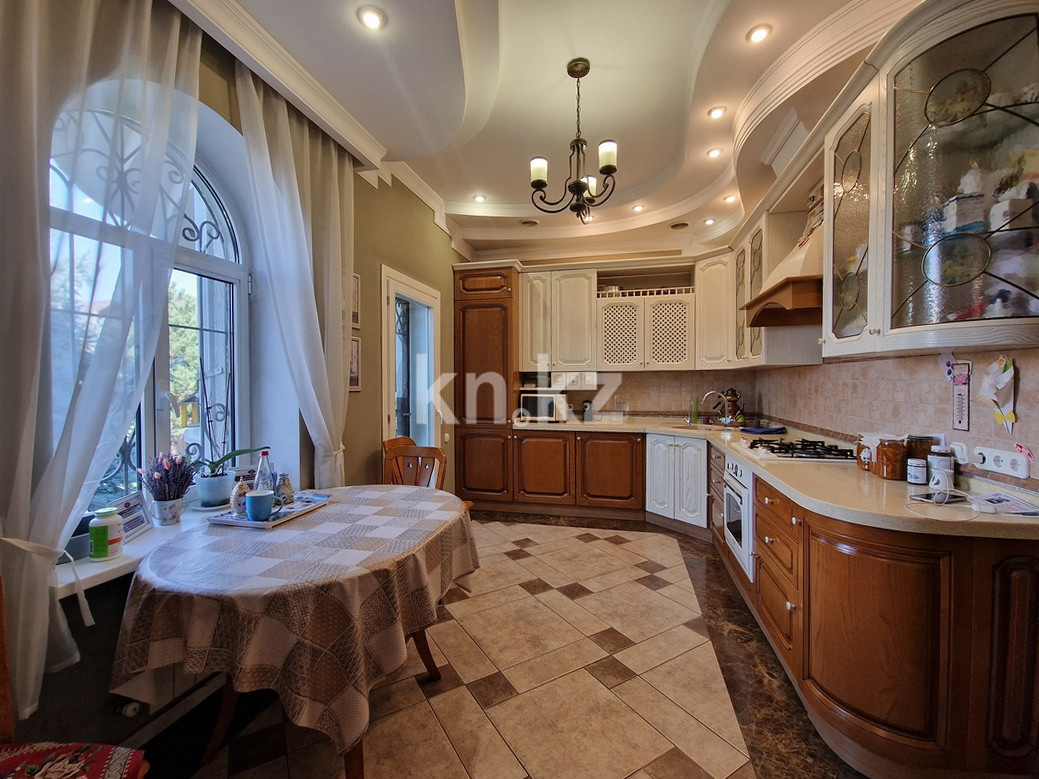 Продажа 7-комнатного дома, 458 м², Мамыр-4 мкр-н в Алматы - фото 9