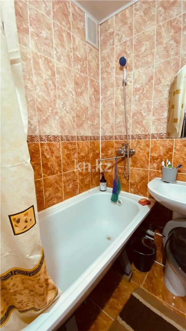 Продажа 3-комнатной квартиры, 63 м² в Караганде - фото 10