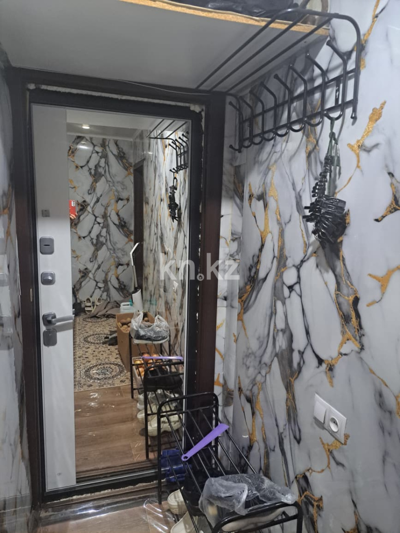 Аренда 2-комнатной квартиры, 48 м², 16микрарайон, дом  2 в Караганде - фото 7