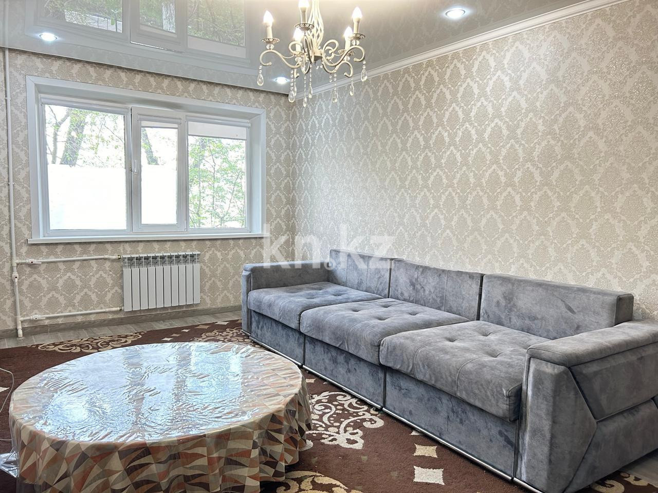 Продажа 3-комнатной квартиры, 63 м², ул. Университетская в Караганде