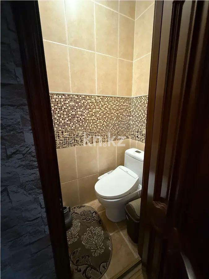 Продажа 3-комнатной квартиры, 65.7 м², ул. Жарокова, дом  275 в Алматы - фото 6