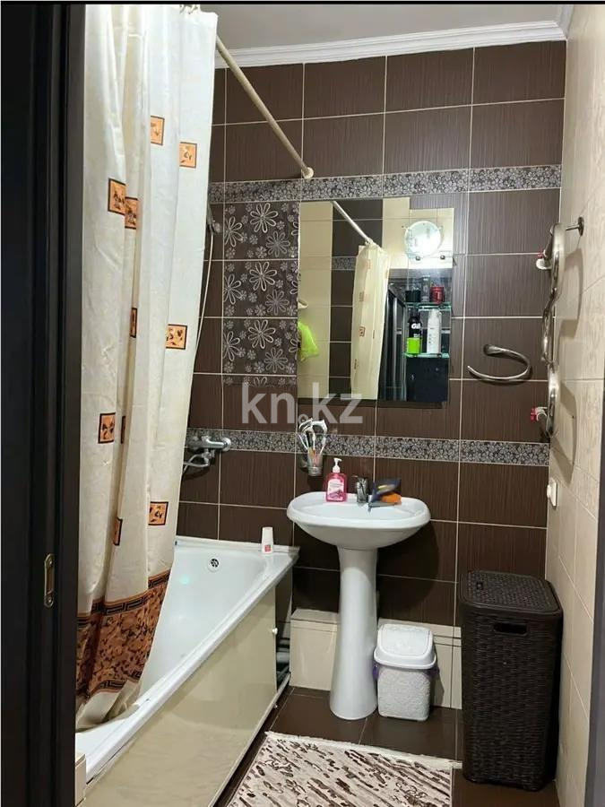 Продажа 2-комнатной квартиры, 70.2 м² в Алматы - фото 2