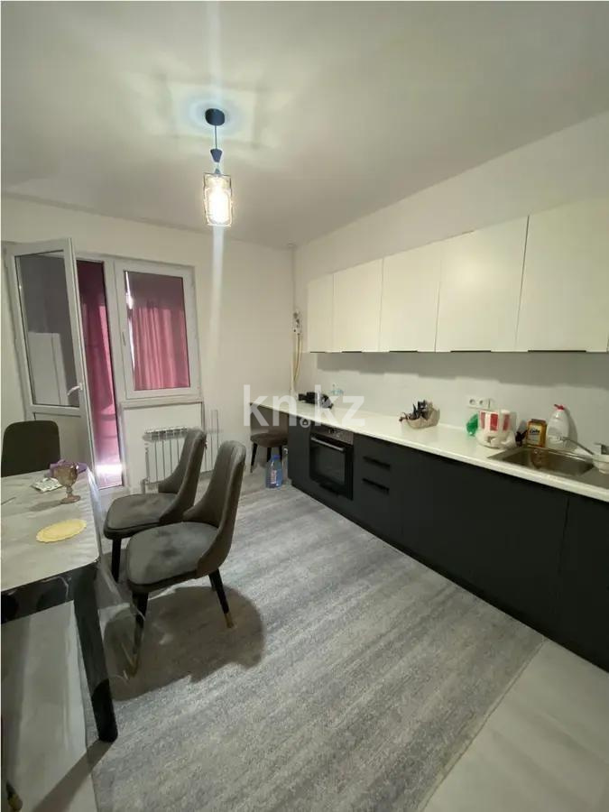 Продажа 3-комнатной квартиры, 83.5 м² в Алматы - фото 2