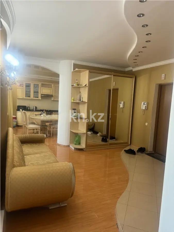 Продажа 3-комнатной квартиры, 118 м², пр. Кабанбай батыра, дом  11 в Астане