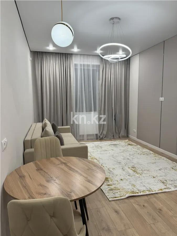 Продажа 2-комнатной квартиры, 40 м², ул. Е-15 в Астане
