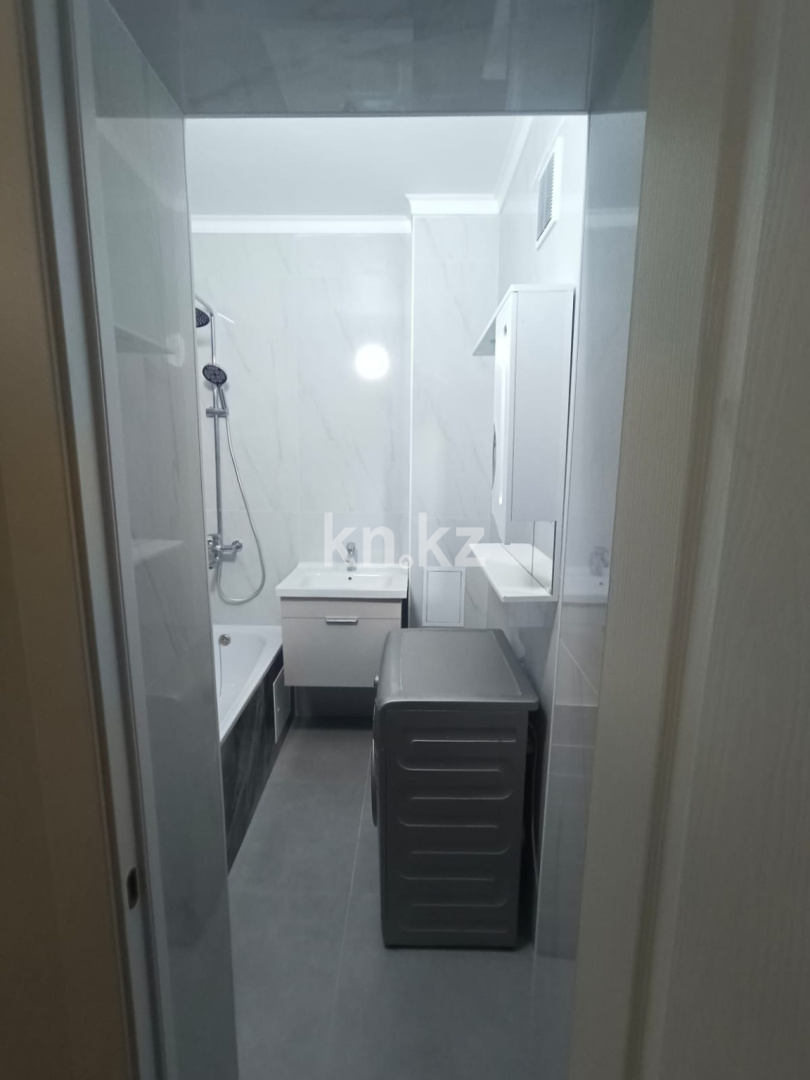 Аренда 2-комнатной квартиры, 65 м², пр. Момышулы, дом  4 в Астане - фото 11