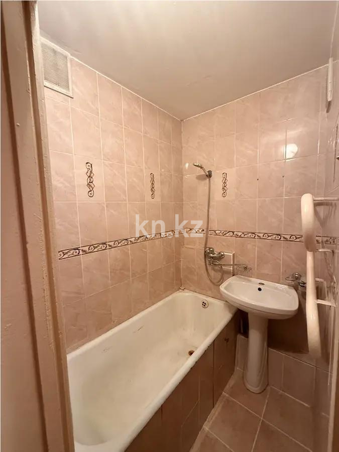 Продажа 3-комнатной квартиры, 60 м², ул. Шашкина, дом  13 в Алматы - фото 3