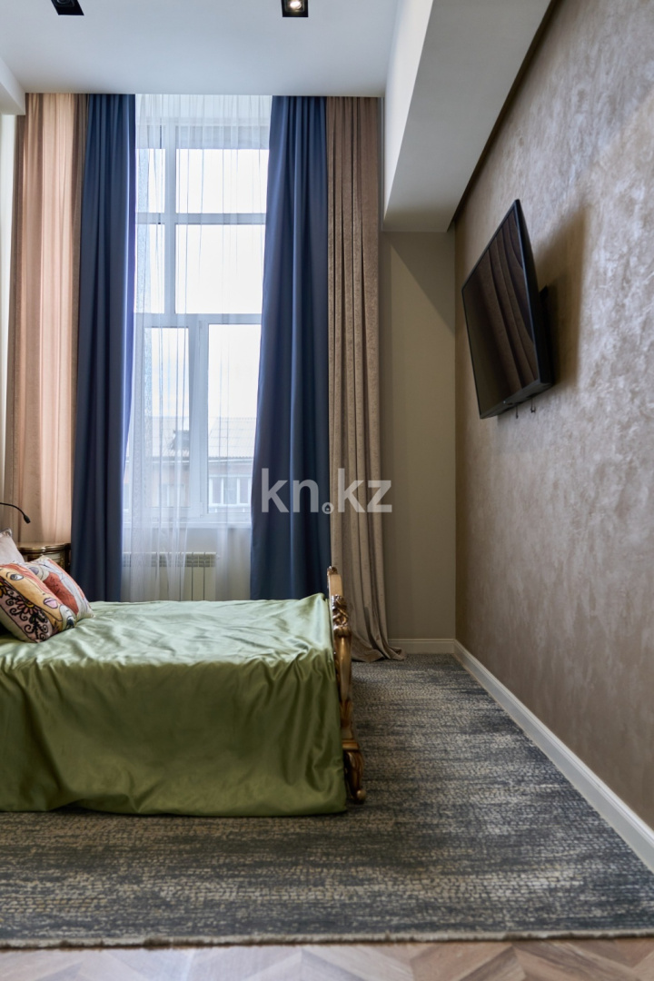 Продажа 4-комнатной квартиры, 132 м² в Караганде - фото 32