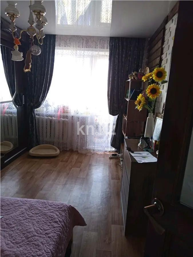 Продажа 3-комнатной квартиры, 68 м², ул. Университетская, дом  19 в Караганде - фото 2