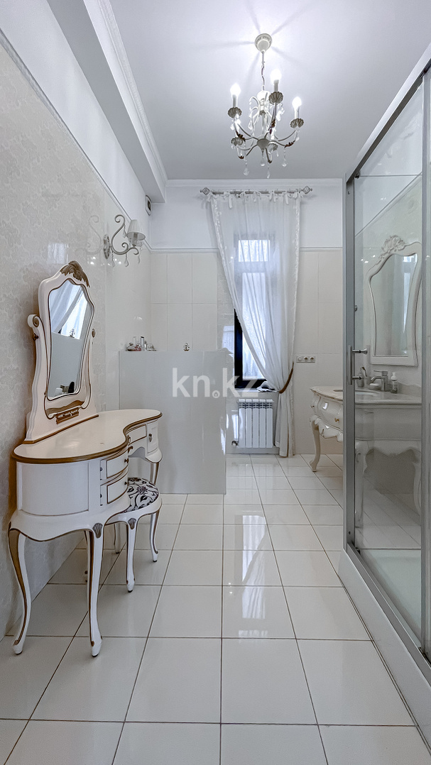 Продажа 6-комнатного дома, 375 м² в Алматы - фото 19