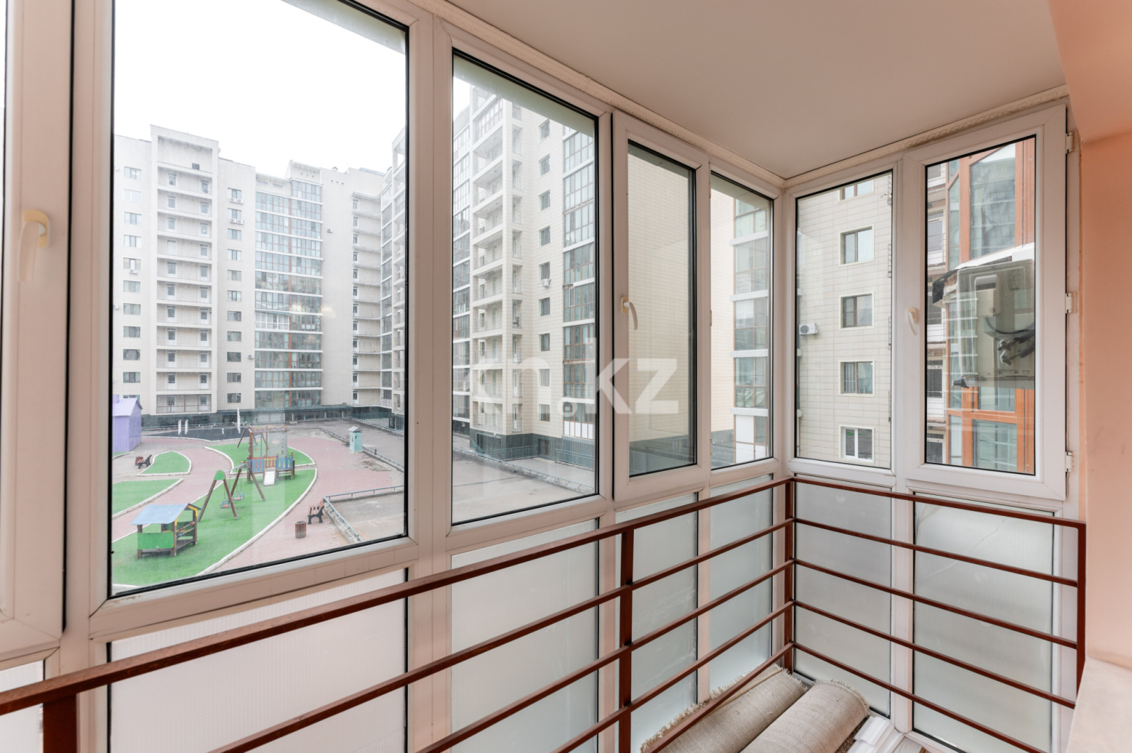 Продажа 2-комнатной квартиры, 76.5 м², ул. Шевченко, дом  8 в Астане - фото 4