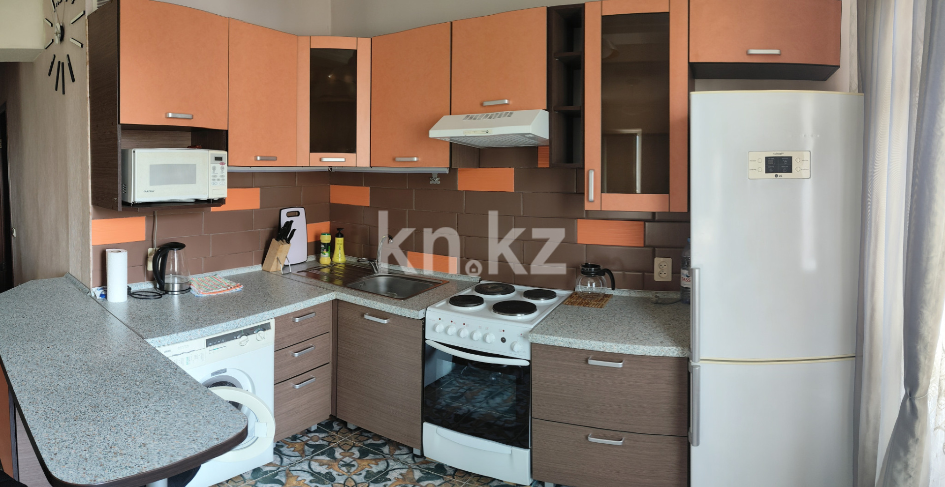 Аренда 1-комнатной квартиры, 50 м², мкр-н Самал-1, дом  31 - ул. Жолдасбекова в Алматы - фото 7