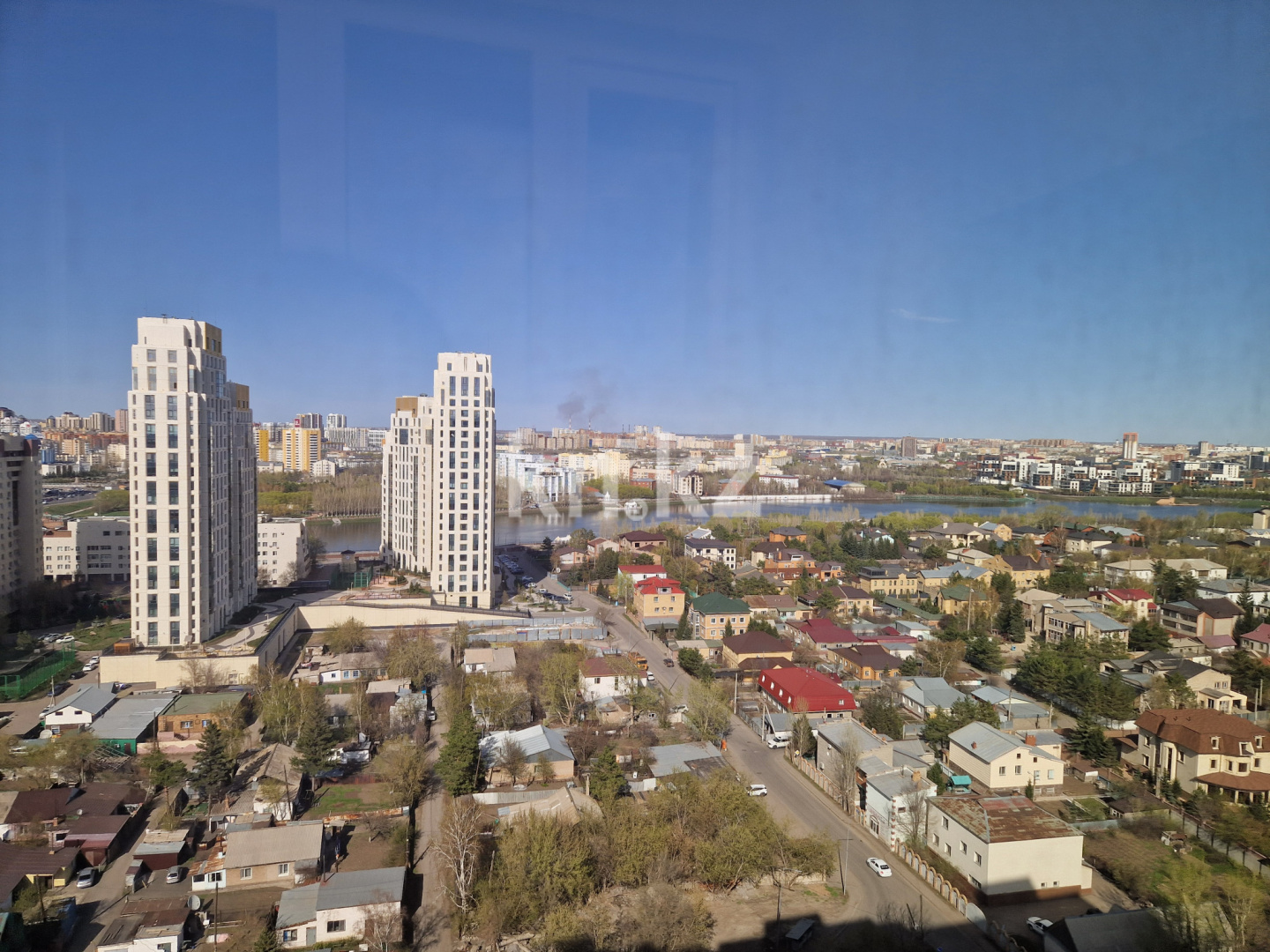 Аренда 1-комнатной квартиры посуточно, 40 м², пр. Кабанбай батыра, дом  4/2 - ул. Космонавтов в Астане - фото 9