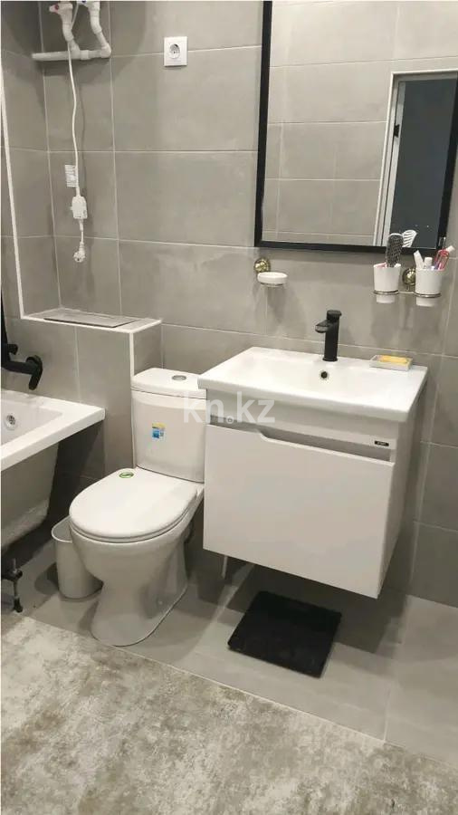 Продажа 2-комнатной квартиры, 50 м², ул. Ашимова, дом  17 в Караганде - фото 4