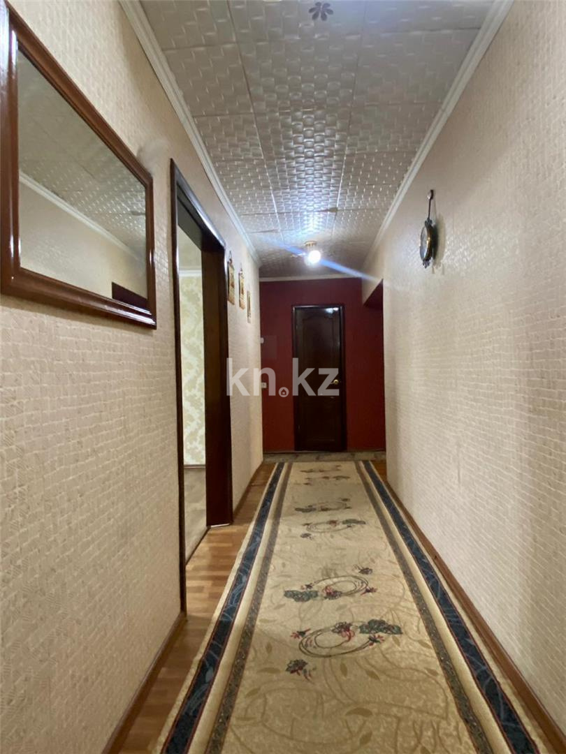 Продажа 3-комнатной квартиры, 63 м², ул. Керамическая, дом  82а в Караганде - фото 14