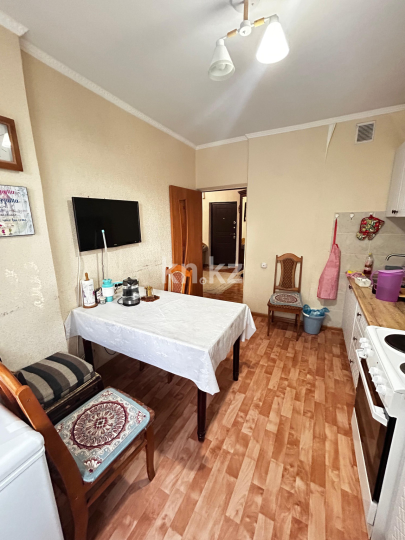 Продажа 2-комнатной квартиры, 68 м², пр. Шахтеров, дом  31а в Караганде - фото 7